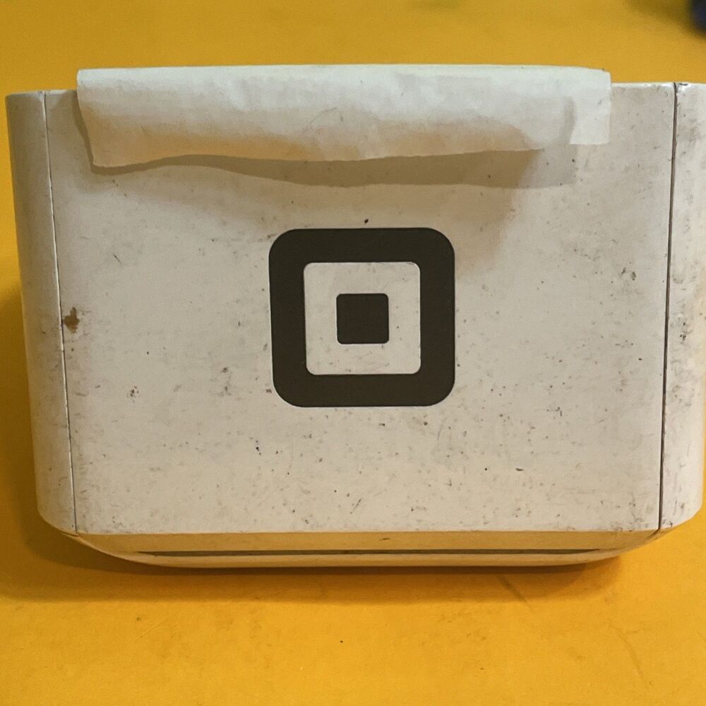 Square Credit Card Terminal For Parts Only Not Charging . - Picture 3 of 4